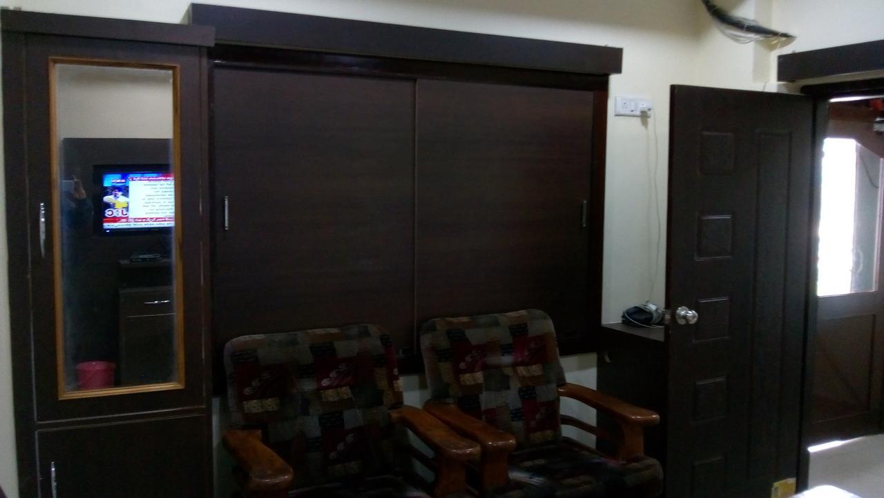 Divya Lodge Haiderabad Buitenkant foto